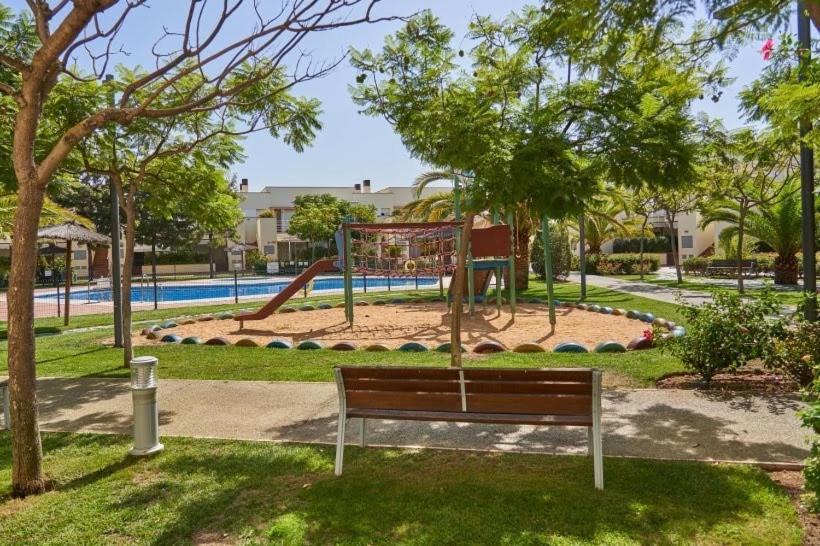 Apartamento Primera Linea De Playa Isla Cristina Urbanizacion Zarati Luaran gambar