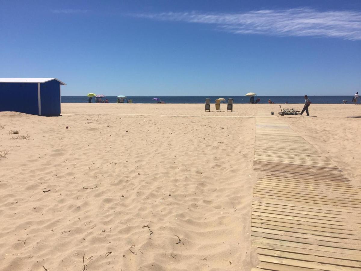 Apartamento Primera Linea De Playa Isla Cristina Urbanizacion Zarati Luaran gambar