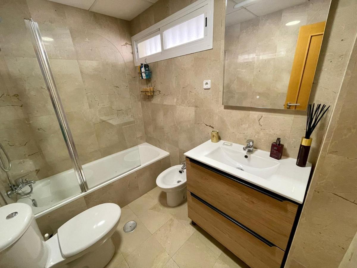 Apartamento Primera Linea De Playa Isla Cristina Urbanizacion Zarati Luaran gambar